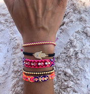 Pulsera Gold Power. Color Black